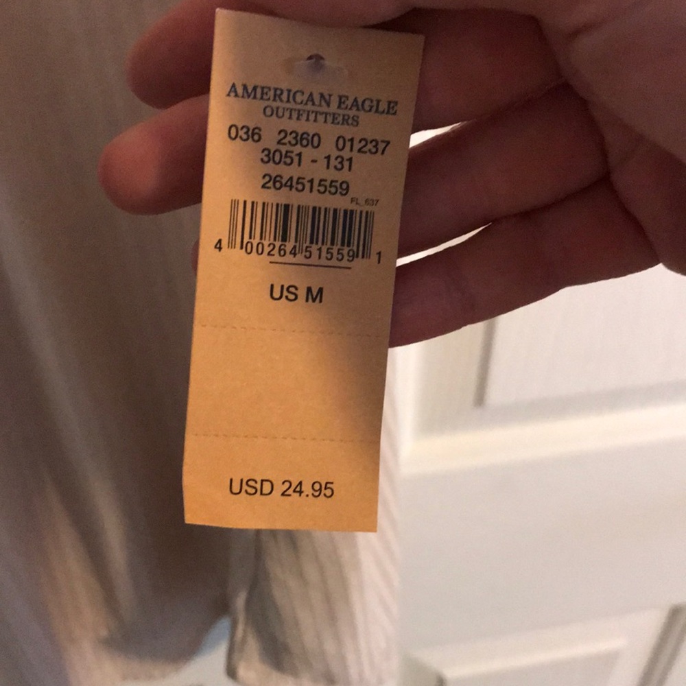 Cutout sleeveless top *sold on other platform - Picture 5 of 5